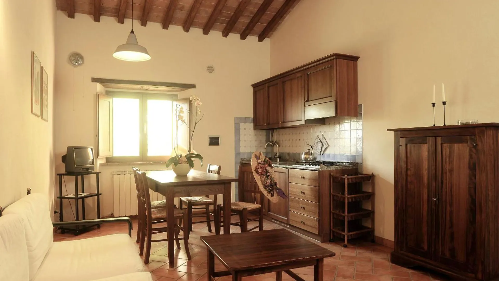 Agriturismo Monacianello - Fontebelvedere Wine Estate Ponte A Bozzone アパートホテル