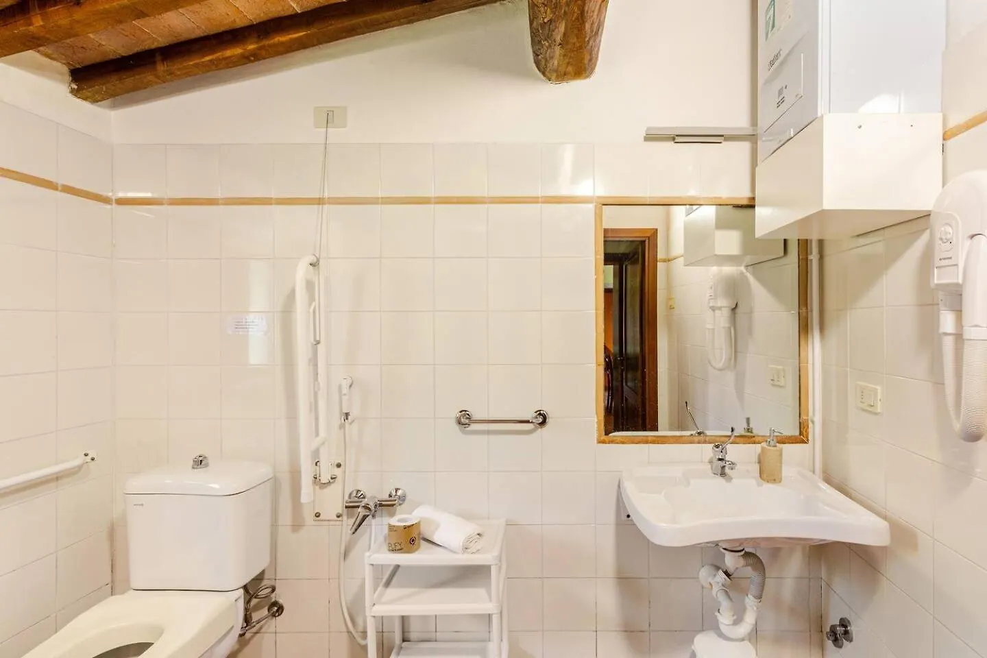 アパートホテル Agriturismo Monacianello - Fontebelvedere Wine Estate Ponte A Bozzone